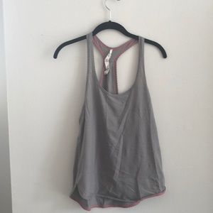Lululemon 105 F Singlet